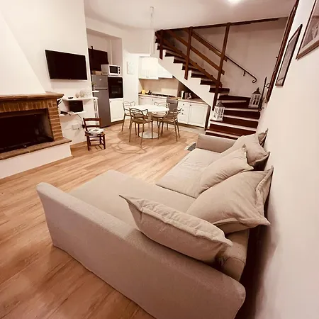 La Dimora Di Bianca House Apartment